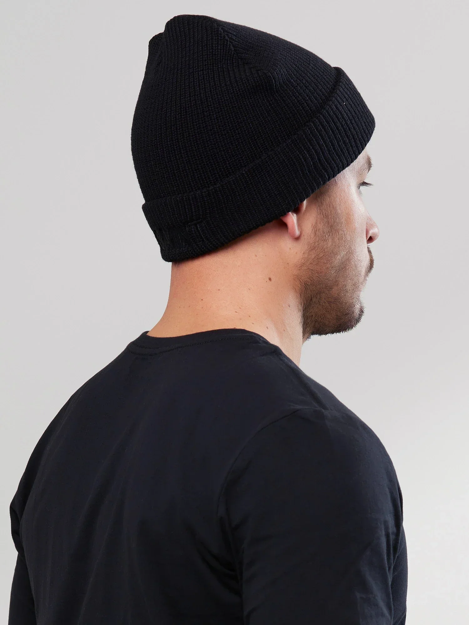 š SA1NT Skull Beanie - Image 3